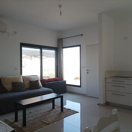 נוגה בגולן Apartment Katzrin Exterior photo