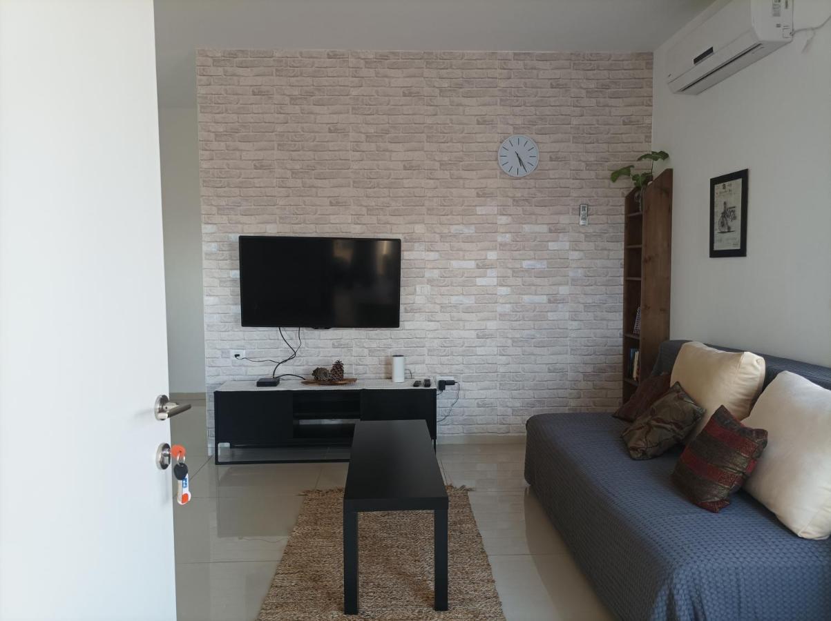נוגה בגולן Apartment Katzrin Exterior photo